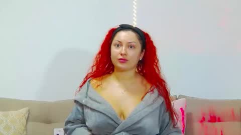 AlexaMills online show from October 19, 3:58 pm