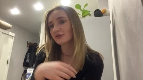 Mira online show from November 20, 6:20 pm