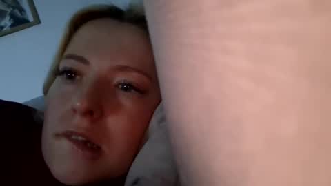 dgesika254182 online show from January 25, 9:04 pm