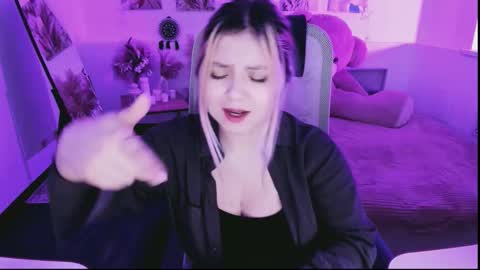 Dia online show from March 19, 10:36 pm