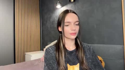 dialinkaaaa online show from April 19, 5:46 pm