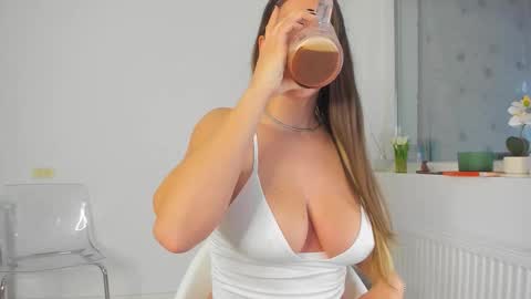 diamondkay_ online show from March 23, 6:19 am