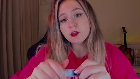 Diana online show from December 8, 2:09 pm