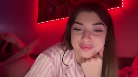 DIANA  online show from October 9, 11:20 pm