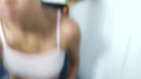 Snapshot of dianasexi_69 chatting on October 23, 3:07 pm dianasexi_69 online show from October 23, 3:07 pm