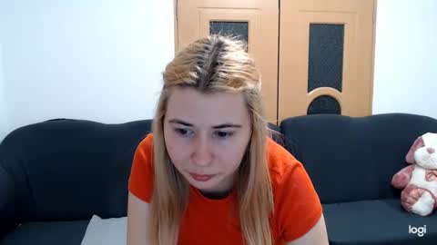 dianasmiey7 online show from March 7, 8:00 pm