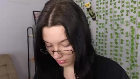 Eva online show from June 14, 8:42 pm