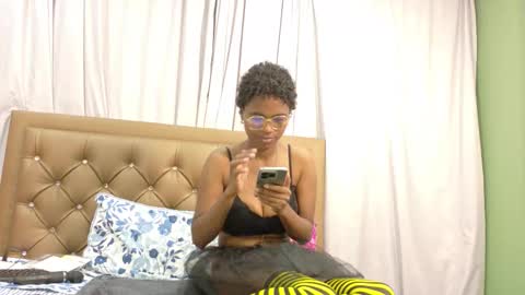 didoelizabeth online show from November 1, 12:42 pm