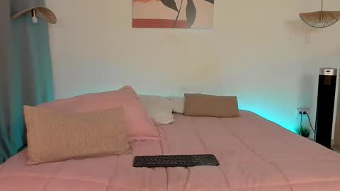 Dilarahkesh  online show from February 23, 6:25 am