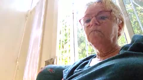 dirty hot milfxx online show from November 3, 9:30 pm