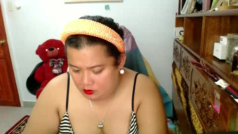 dirtywhorewoman online show from December 2, 3:01 pm