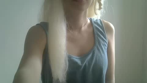 DitaMilton online show from September 18, 2:04 pm