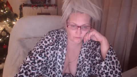 Alexxa online show from November 27, 11:07 pm