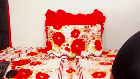 divinebooty93 online show from November 6, 7:03 am