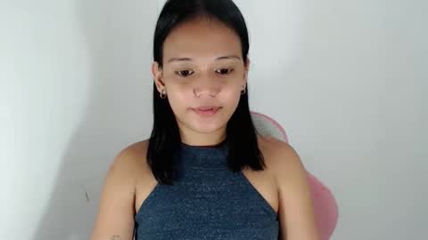 Crystal mae online show from May 7, 5:49 pm
