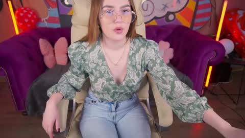 DivineJasss online show from March 4, 10:27 pm