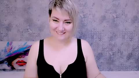 djullia online show from September 24, 5:17 am