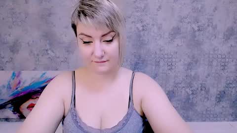 djullia online show from September 18, 6:23 am