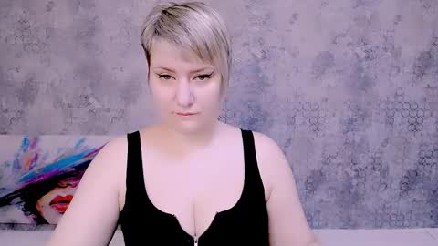 djullia online show from February 2, 6:04 am