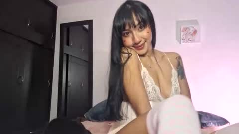 Snapshot of dolceclown_ chatting on September 30, 7:47 am dolceclown_ online show from September 30, 7:47 am