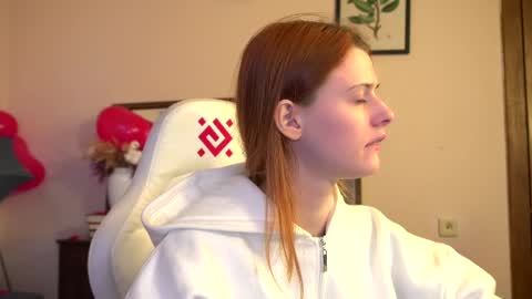 Your doll Lesli online show from February 13, 2:20 pm