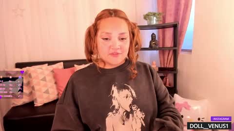 Snapshot of doll_venus chatting on December 20, 10:54 pm Roxana  independent model can you help me reach 100 hands up uwu online show from December 20, 10:54 pm