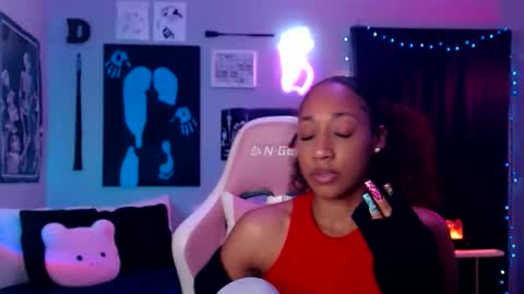 Princess DollfaceBeauty online show from May 16, 2:47 am