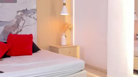 dolly_brownc online show from September 16, 4:20 am