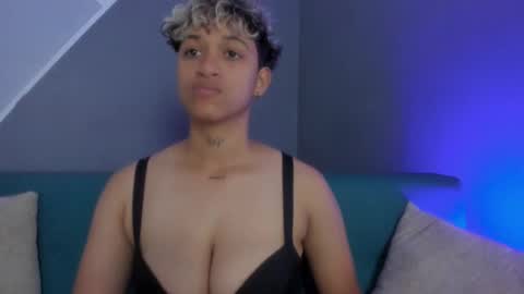 Snapshot of dominick_joness chatting on February 28, 5:04 pm Dominick  online show from February 28, 5:04 pm