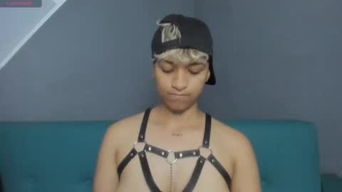 Snapshot of dominick_joness chatting on March 5, 7:50 pm Dominick  online show from March 5, 7:50 pm