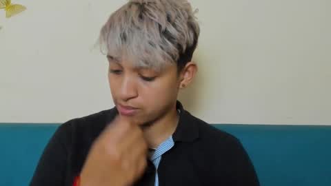 Snapshot of dominick_joness chatting on September 16, 12:29 am Dominick  online show from September 16, 12:29 am