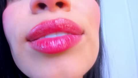 Snapshot of dominique_21x chatting on October 18, 6:38 am DOMINIC online show from October 18, 6:38 am