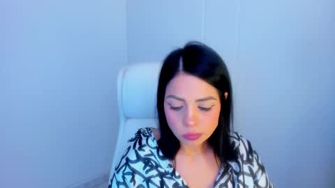 Snapshot of dominique_21x chatting on October 21, 11:31 pm DOMINIC online show from October 21, 11:31 pm