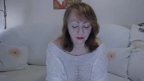 Erica online show from March 10, 2:26 pm