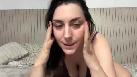 Iara online show from April 6, 10:55 pm