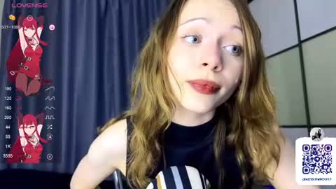 Nicole online show from June 30, 9:14 pm