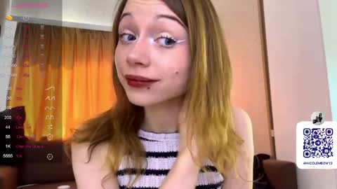 Nicole online show from May 6, 11:03 am