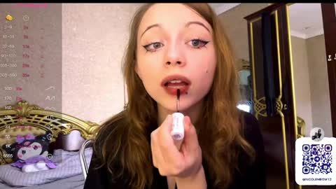 Nicole online show from May 25, 12:15 pm