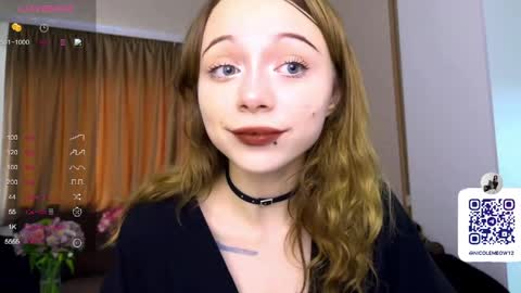 Nicole online show from May 3, 1:47 pm