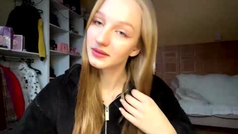 Anika online show from March 2, 1:40 pm