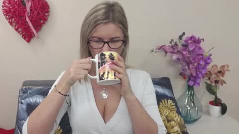 DoreenSexy online show from January 7, 7:31 am