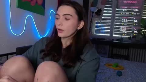 Alice online show from November 21, 9:55 am