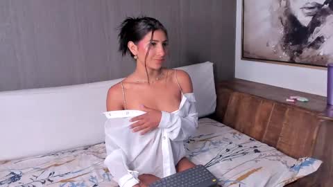 Lissa  Or DRACARYSS your dragon Queen  online show from February 13, 10:12 am