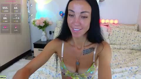 Snapshot of dragoncutey chatting on October 11, 11:36 am Katya online show from October 11, 11:36 am