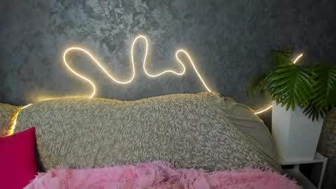 Olivia online show from April 9, 2:36 am