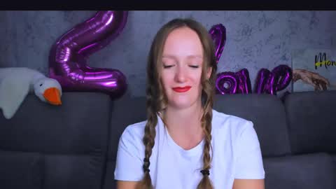 Snapshot of dreamesoul chatting on March 2, 4:03 pm dreamesoul online show from March 2, 4:03 pm