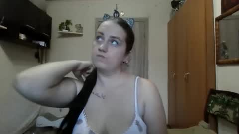 dreamiebelle online show from November 21, 1:13 pm