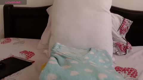 dulce1791 online show from February 14, 1:29 pm