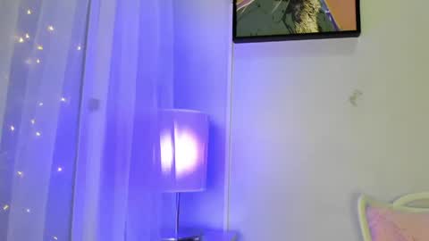 dulce__fiore07 online show from May 29, 12:14 pm