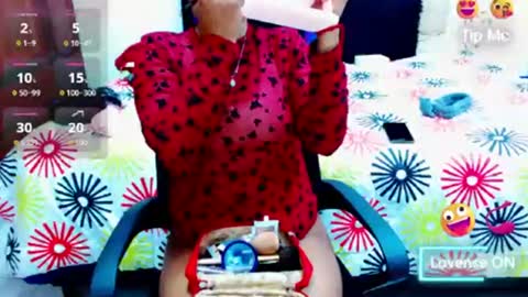 DULCE MARIA online show from October 18, 5:21 am
